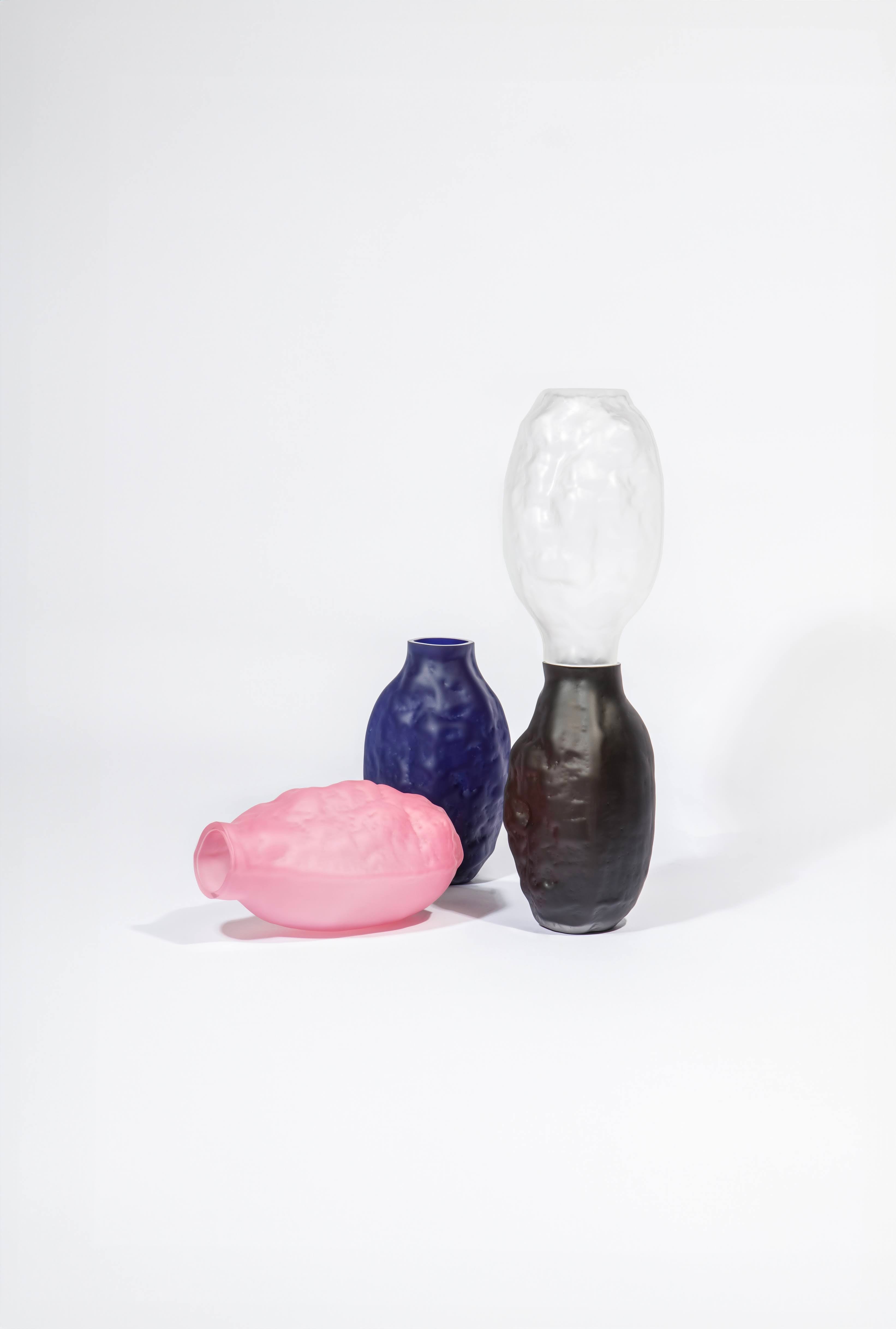 HalfVase - Black